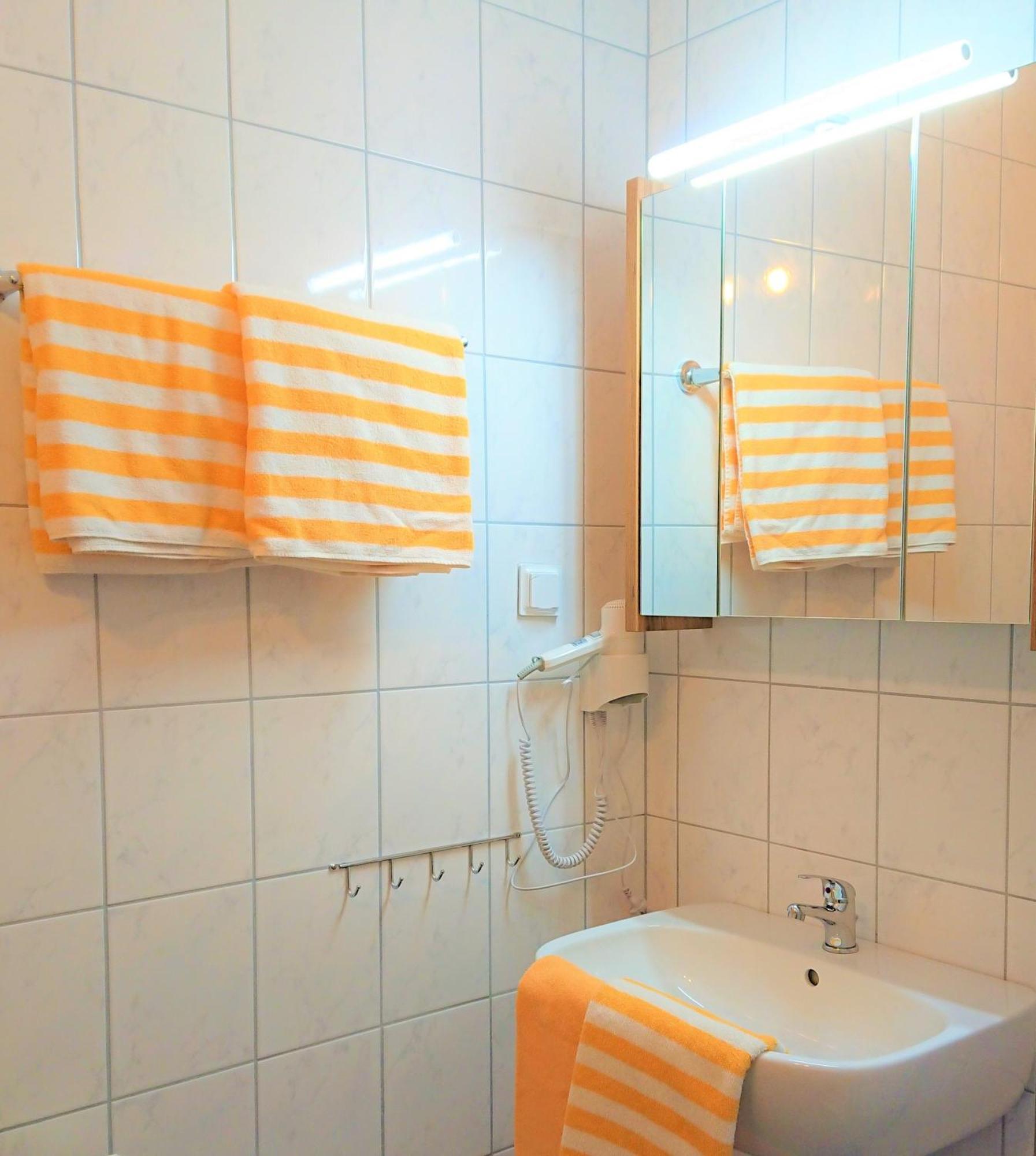 Bauernhof Pension Juri Obergösel Zimmer foto